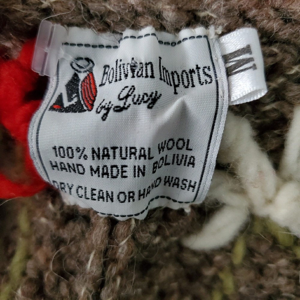 Bolivian Imports by Lucy Brown Flowery Wool Poncho - Picture 3 of 4